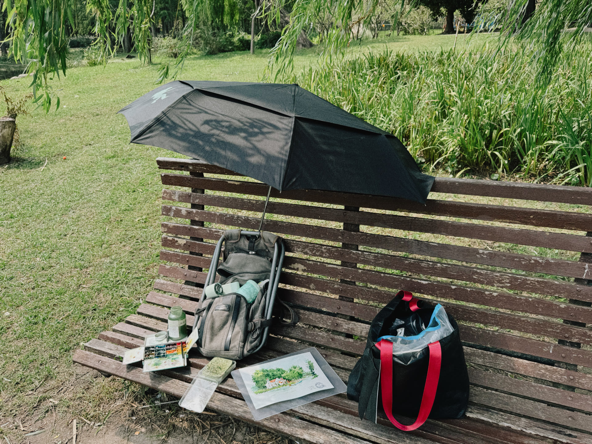 Gongqing Forest Park · Painting supplies and the scene where I worked